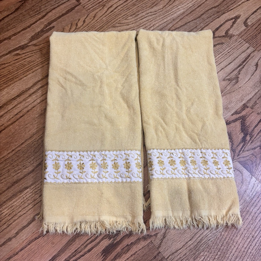 Vintage Cannon Monticello Yellow Bath Towels Set of 2 Fringe Embroidered USA